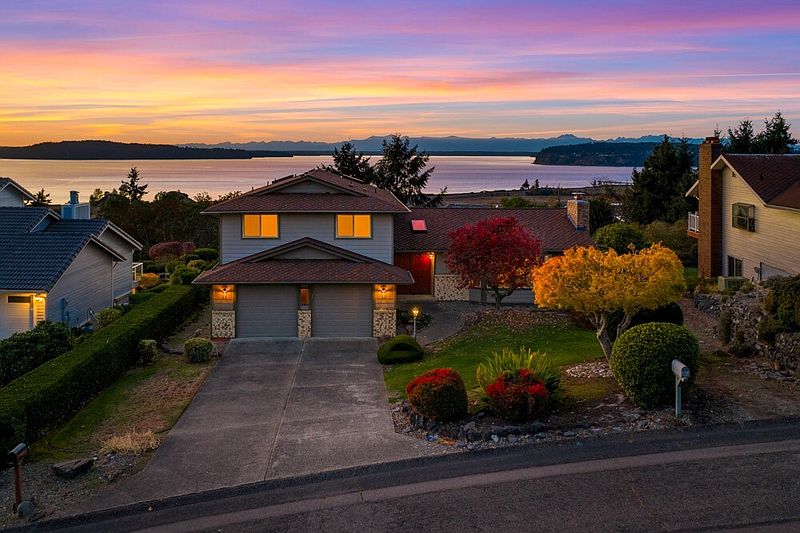 2nd image of 7404 100th Avenue SW