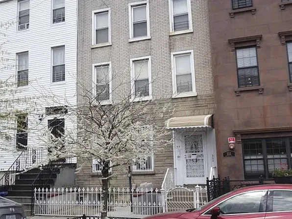 99 Putnam Ave, Brooklyn, NY 11238