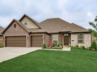 4104 SW Cornerstone Rd, Bentonville, AR 72712