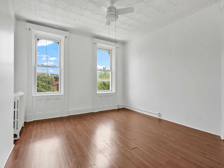 84 Saratoga Ave #3R — Photo 4