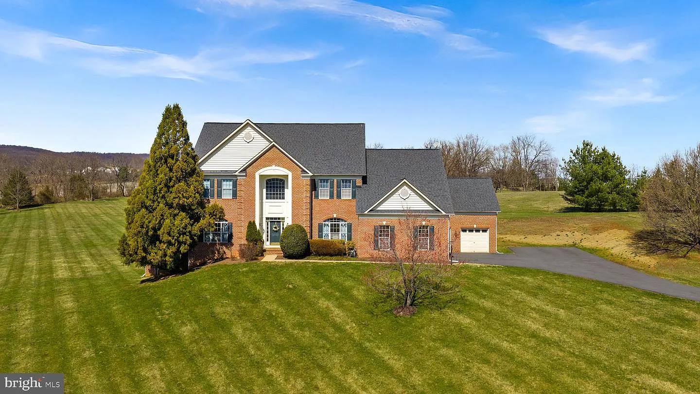 42037 Heaters Island Ct photo 1