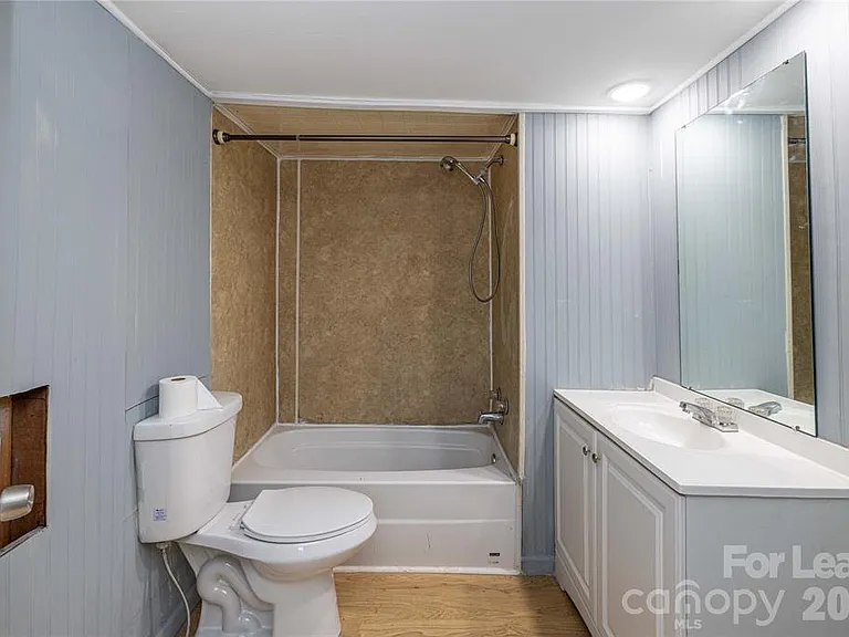 126 Poe Dr — Photo 20