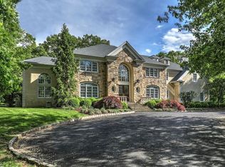18 Charlotte Hill Dr, Bernardsville, NJ 07924