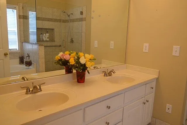 155 Ruby Forest Pkwy — Photo 23
