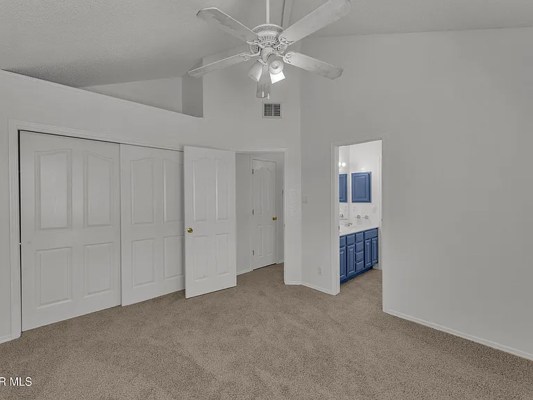 1325 Whirlaway Dr — Photo 15