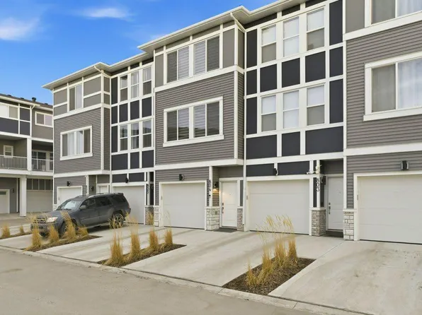 33 Merganser Dr W #804, Chestermere, AB T1X 2S3