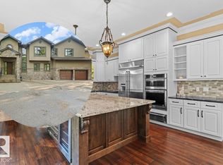 116 Windermere Cres NW, Edmonton, AB T6W 0S3
