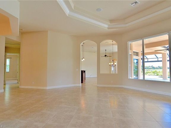 4th image of 19363 La Serena Dr