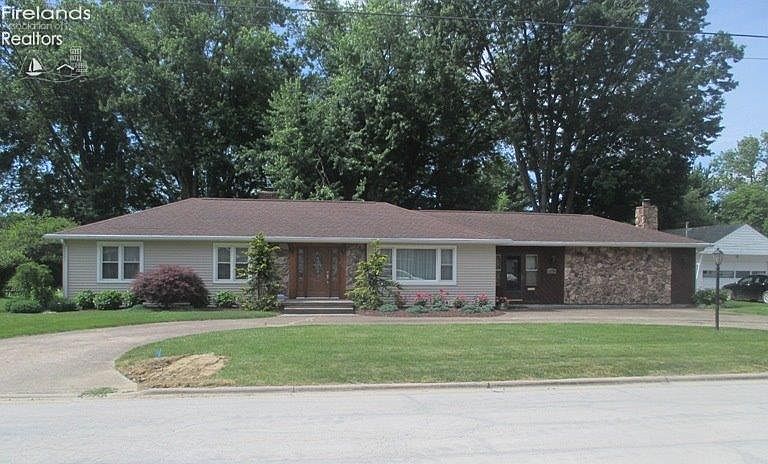 1st image of 542 Wilder Ave