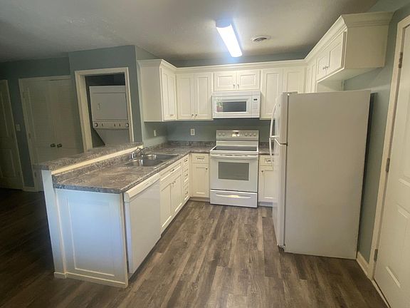 4th image of 514 Hopkinsville St APT 5