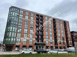 1 S Highland Ave UNIT 806, Arlington Heights, IL 60005