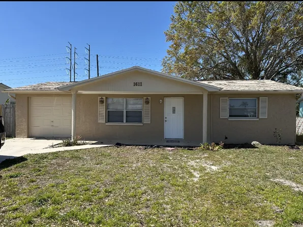 1611 Dartmouth Dr, Holiday, FL 34691