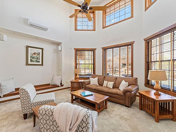 5th image of 8857 Prairie Knoll Dr