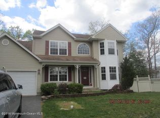 223 Stage Rd, Little Egg Harbor, NJ 08087