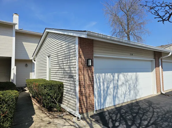 534 Hummingbird Ln, Deerfield, IL 60015