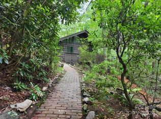 100 Woodhaven Rd, Asheville, NC 28805