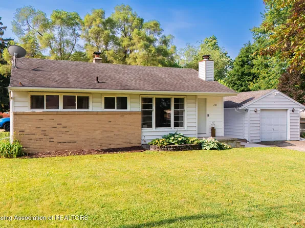 201 W Potter Ave, Lansing, MI 48910