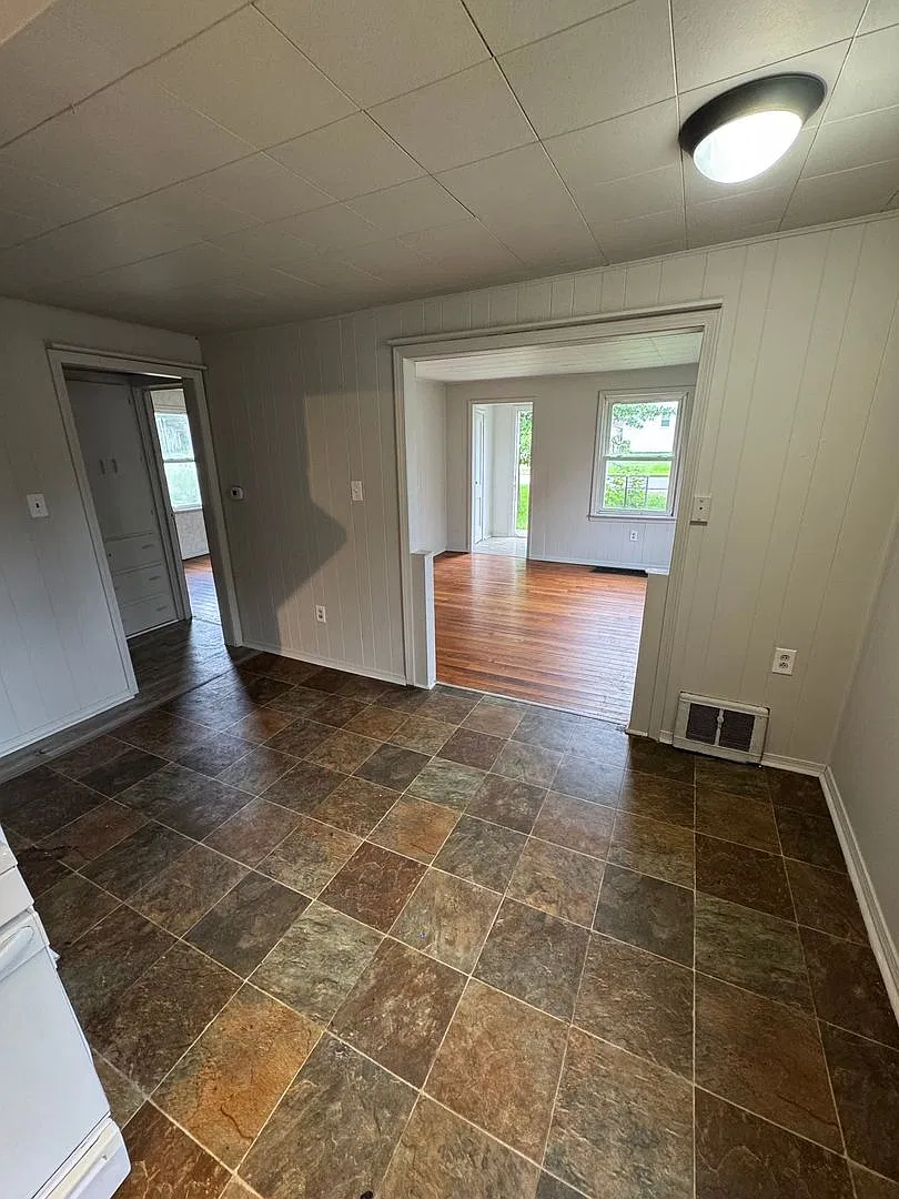 3808 Eastway Dr. — Photo 4