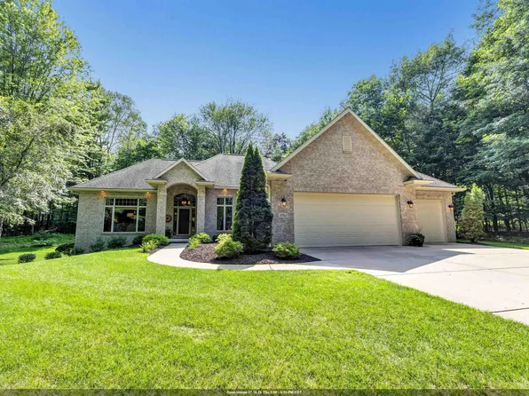 5763 Havenwood Hills Dr, Little Suamico, WI 54141