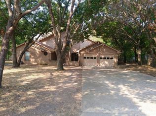 3904 Williams Rd, Benbrook, TX 76116