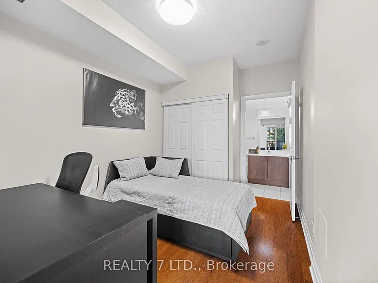 1070 Sheppard Ave W #323 — Photo 15