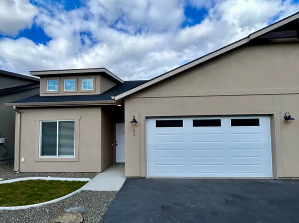 6408 Sandstone Dr, Pasco, WA