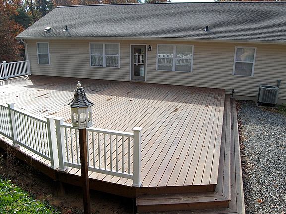 3rd image of 373 Cranberry Ln