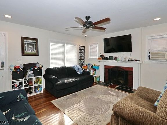 4th image of 524 Mountainview Dr