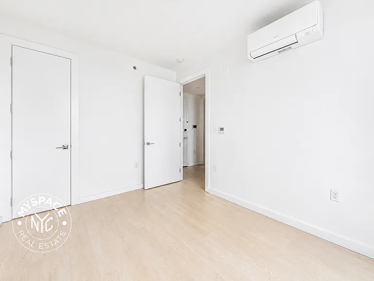 1499 Bedford Ave #5H — Photo 6