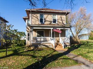 203 E Taylor St, Grant Park, IL 60940