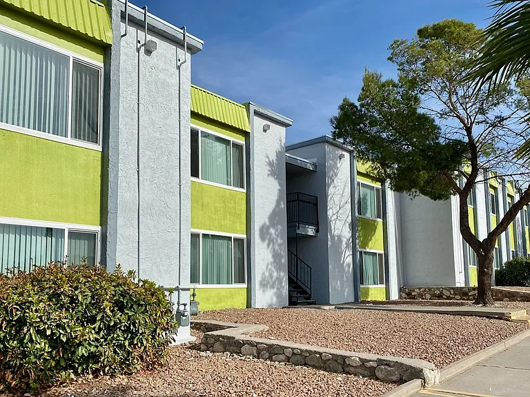 Vista Ventana Apartments — Photo 8