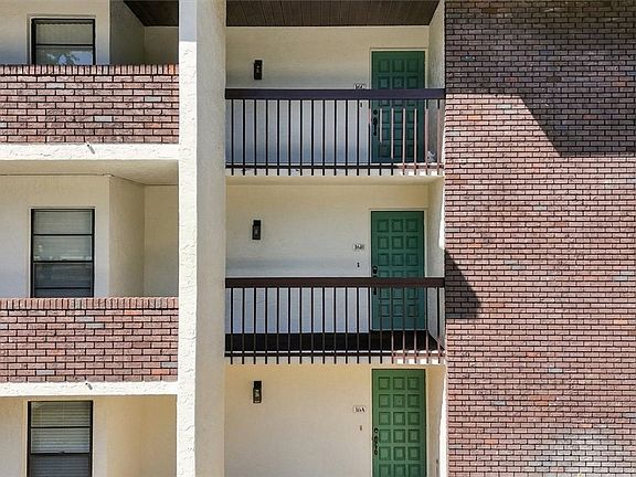 2nd image of 1 Cypress Run APT 16B