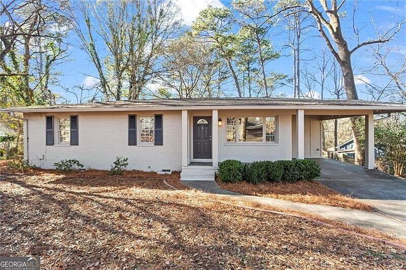 1st image of 2197 Stockbridge Dr SE