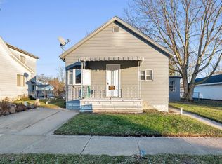 921 Fitzhugh St, Bay City, MI 48708
