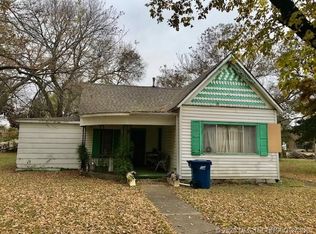 103 S Central Ave, Afton, OK 74331