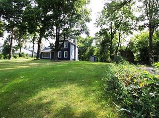 1105 Whitewater Ave, Fort Atkinson, WI 53538