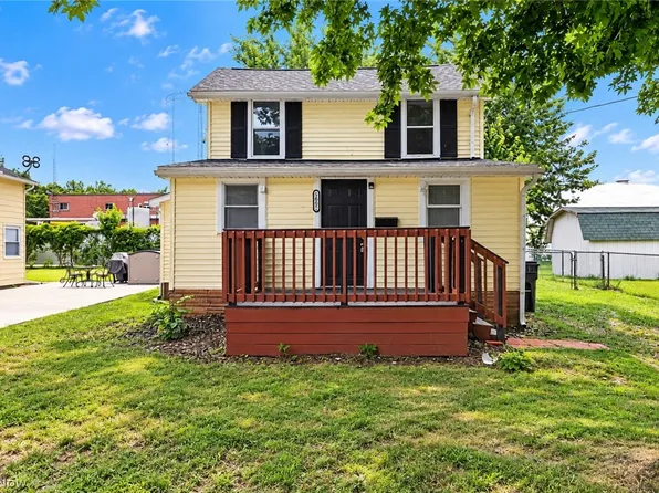 5605 Chagrin Dr, Mentor On The Lake, OH 44060