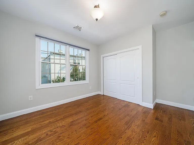 133 Brunswick St #2 — Photo 27