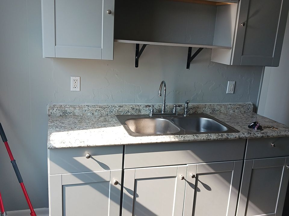 1st image of 699 Main St APT 7