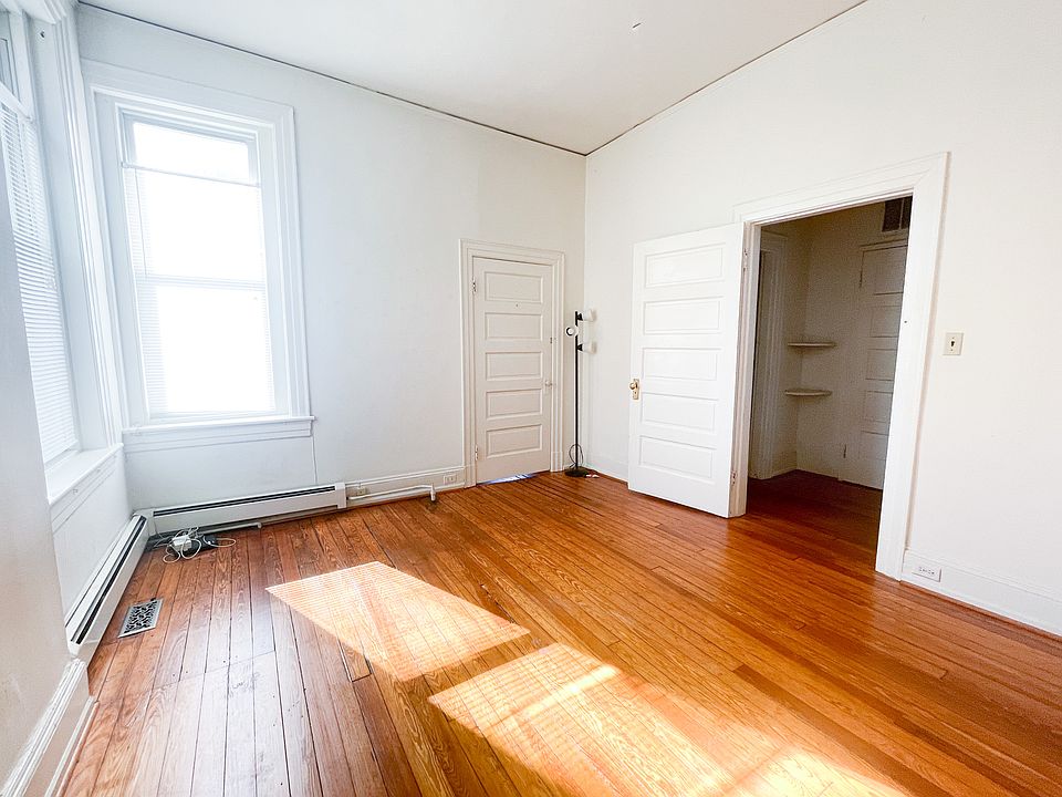 1st image of 2501 Kensington Ave #B