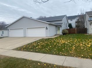 2915 Dakota Park Cir S, Fargo, ND 58104