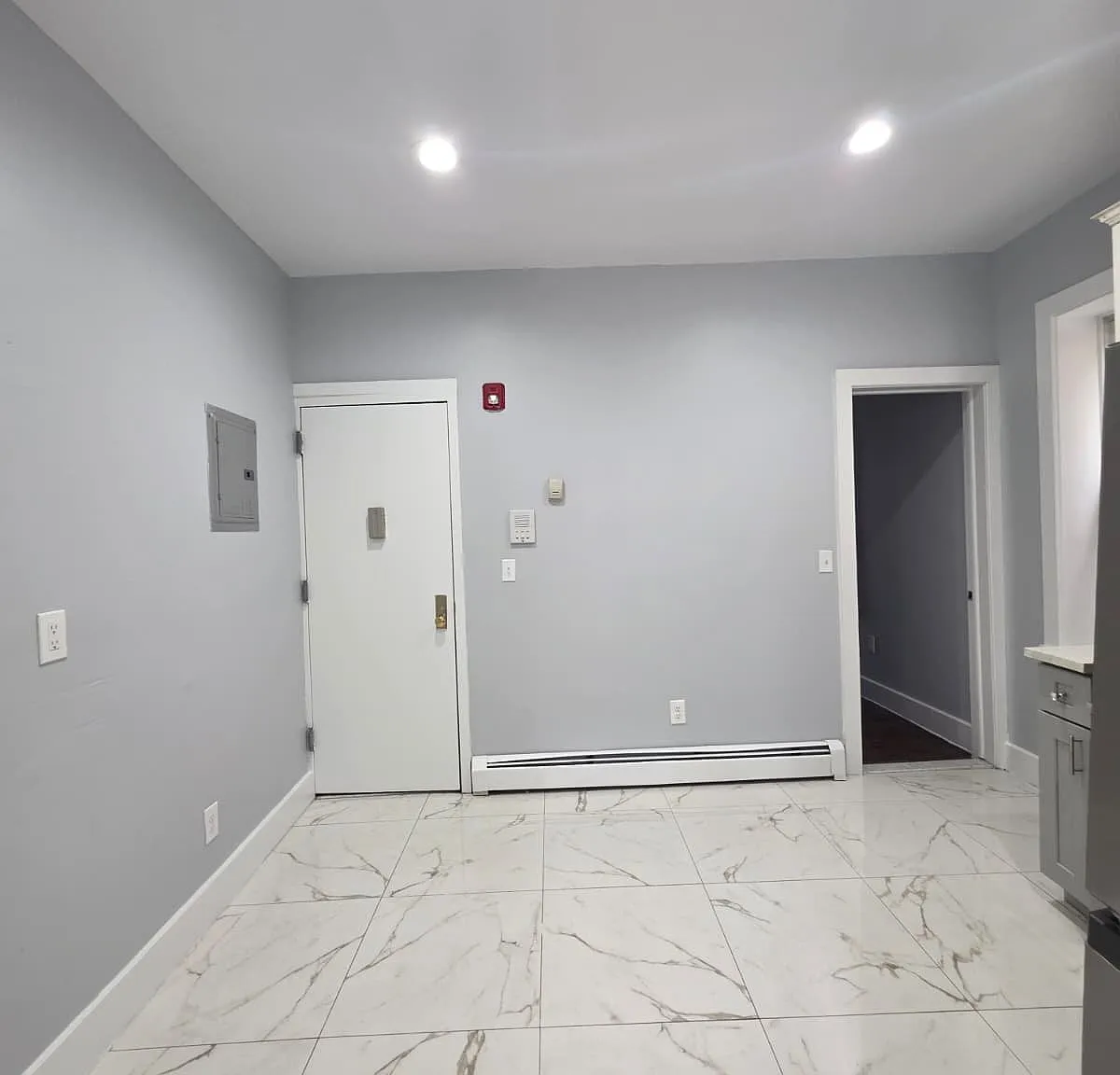 2 bed, 1.0 bath, $2,600 — Photo 1