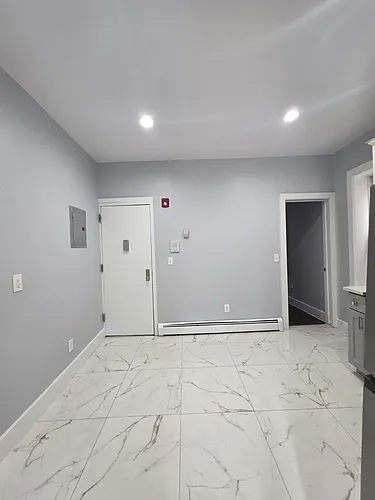 114 Maple St #2 Photo 1