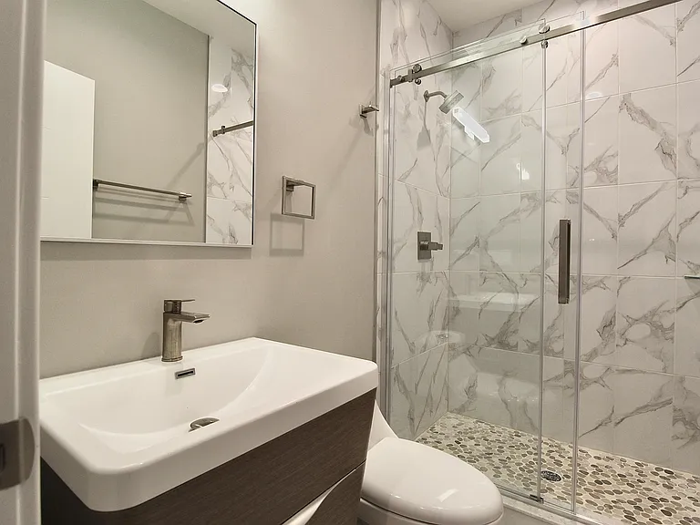 1642 Cambridge St #B — Photo 17