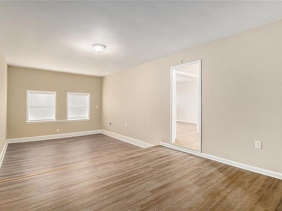 5th image of 6979 Bruce Cir