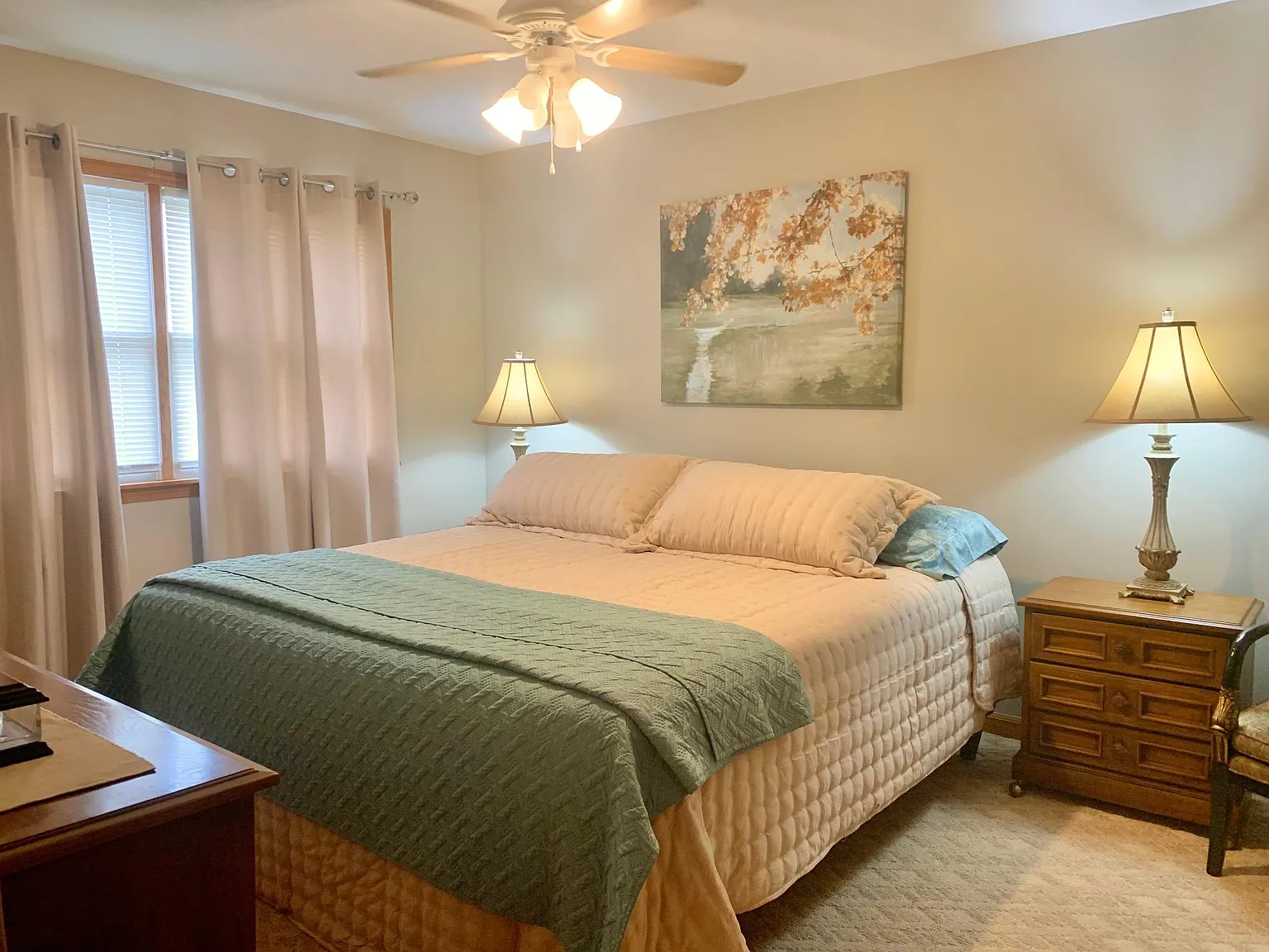 2 bed, 1000 sqft, $1,700 — Photo 4