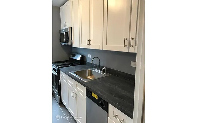 Sold by Douglas Elliman | media 2