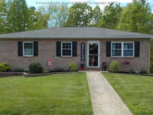 114 Linden Ln, Culloden, WV 25510