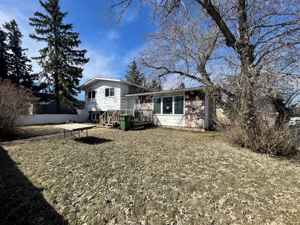 5438 E 49th Ave, Lloydminster, SK S9V 0V3
