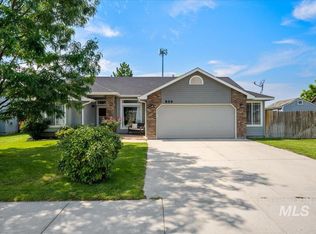 899 Blue Grass Way, Middleton, ID 83644